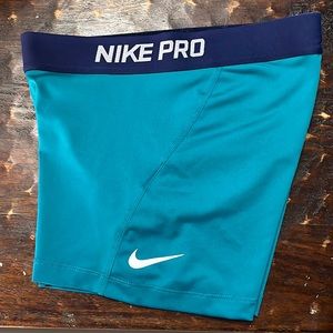 Nike pro shorts, small